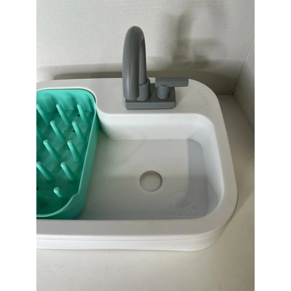 Lovevery Super Sustainable Play Sink Helper Working Faucet And Dish Rack
